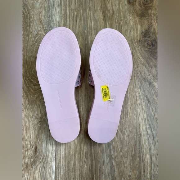 Antonio Melani Gildie Hotfix Embellished Vinyl Slide Sandals Size 7.5 (fits 8.5) - Picture 4 of 4